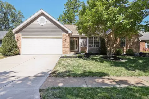 16321 Fullerton Meadows Dr, Wildwood, MO 63011