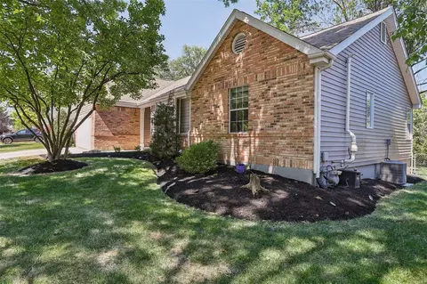 Exterior - 16321 Fullerton Meadows Dr, Wildwood, MO 63011 photo 3 of 11