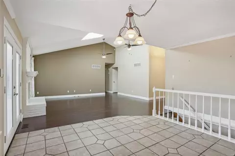 Living - 16321 Fullerton Meadows Dr, Wildwood, MO 63011 photo 4 of 5