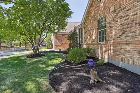 Exterior - 16321 Fullerton Meadows Dr, Wildwood, MO 63011 photo 4 of 11