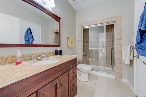 Bath - 601 Evergreen Ter, O'fallon, MO 63366 photo 6 of 9