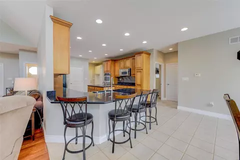 Kitchen - 601 Evergreen Ter, O'fallon, MO 63366 photo 2 of 5