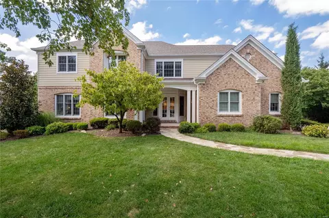 27 Flynn Forest Ln, Saint Louis, MO 63122