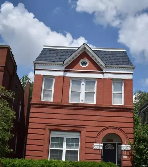 7409 Michigan Ave, Saint Louis, MO 63111