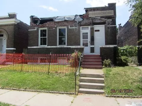 3332 Liberty St, Saint Louis, MO 63111