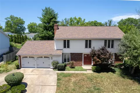 11659 Chieftain Dr, Saint Louis, MO 63146