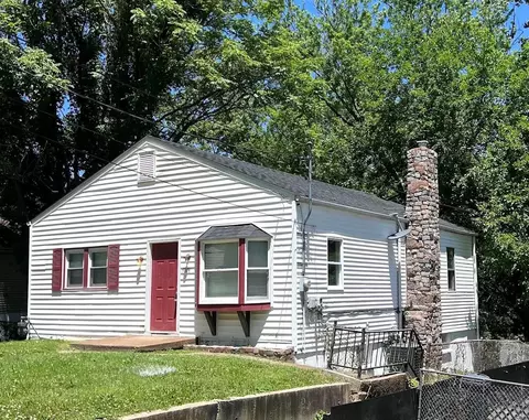 5978 Laurette Ave, Saint Louis, MO 63135