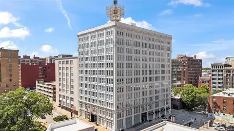 1501 Locust St #303, Saint Louis, MO 63103