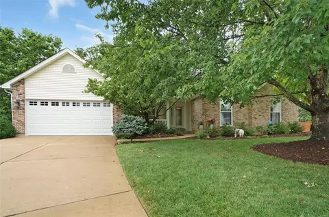 1737 Fairview Farms Cir, Wentzville, MO 63385