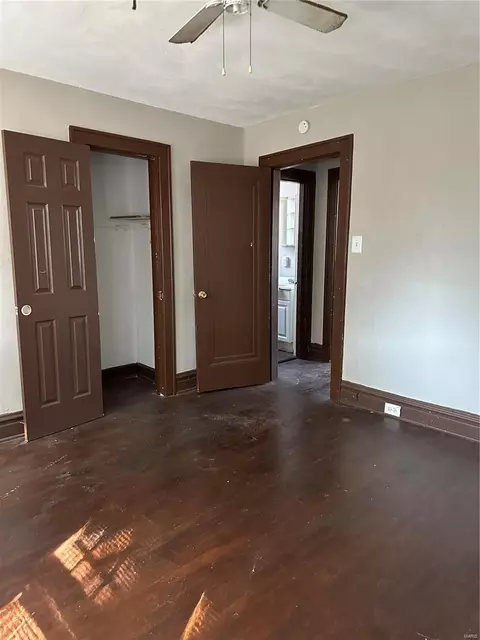 Bedroom - 3601 Ridgedale Ave, Normandy, MO 63121 photo 2 of 3