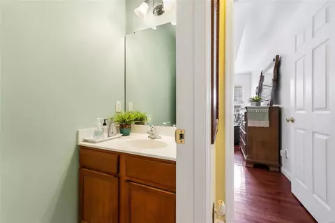 Entry Way - 122 Towergate Dr, Lake Saint Louis, MO 63367 photo 3 of 5