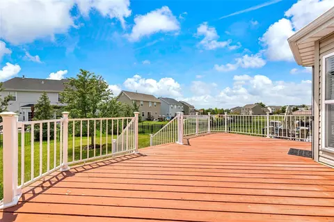 Exterior - 122 Towergate Dr, Lake Saint Louis, MO 63367 photo 6 of 8