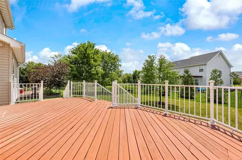 Exterior - 122 Towergate Dr, Lake Saint Louis, MO 63367 photo 7 of 8