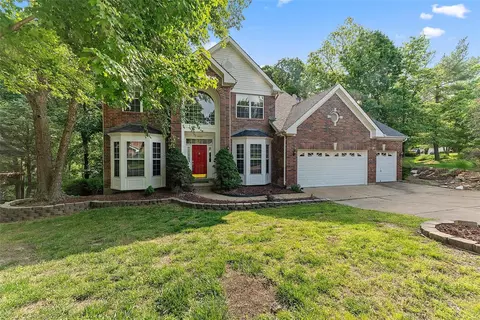 Exterior - 16007 Forest Valley Dr, Ballwin, MO 63021 photo 3 of 7