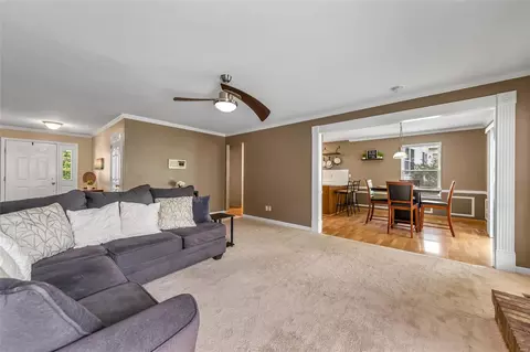 819 Spring Crest Dr, Fenton, MO 63026 photo 9