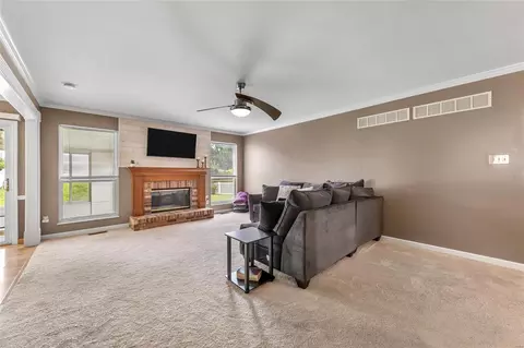 819 Spring Crest Dr, Fenton, MO 63026 photo 7