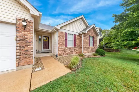819 Spring Crest Dr, Fenton, MO 63026 photo 4