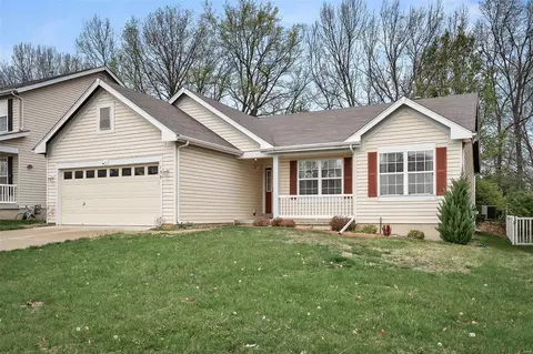 199 Roxbury Dr, O'fallon, MO 63366 photo 3