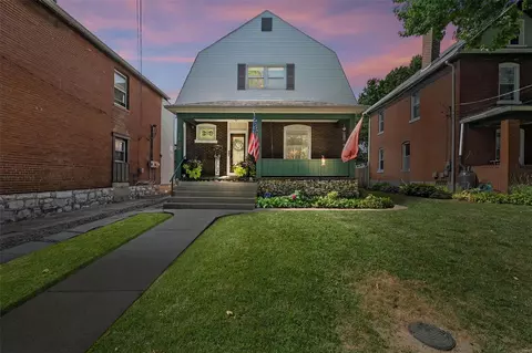 7410 Elm Ave, Saint Louis, MO 63143