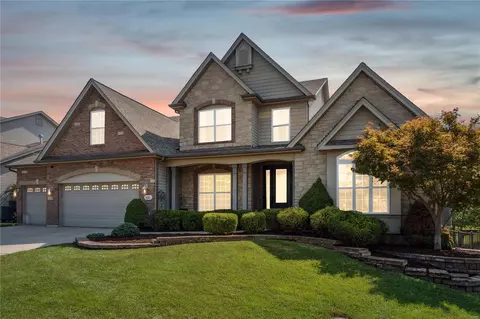 602 Orchid Dr, O'fallon, MO 63366