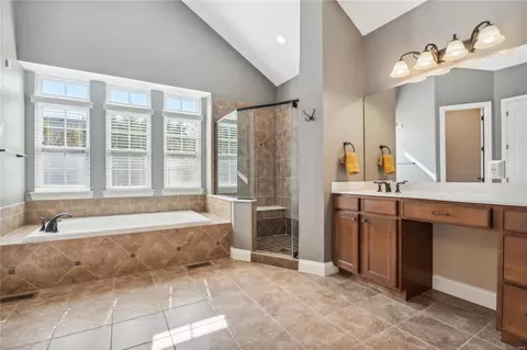 Bath - 602 Orchid Dr, O'fallon, MO 63366 photo 1 of 3