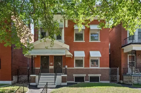 3847 Greer Ave, Saint Louis, MO 63107