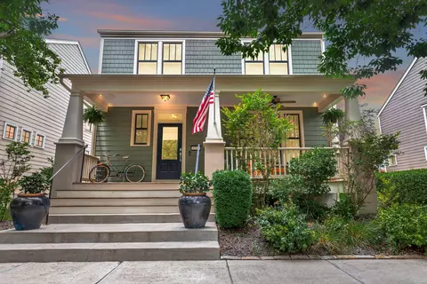 3212 Canal St, Saint Charles, MO 63301