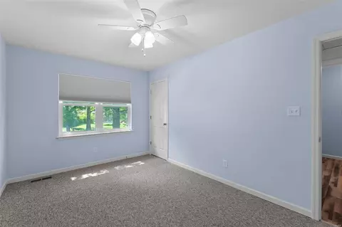 Bedroom - 913 Glenmill Dr, Manchester, MO 63021 photo 6 of 8