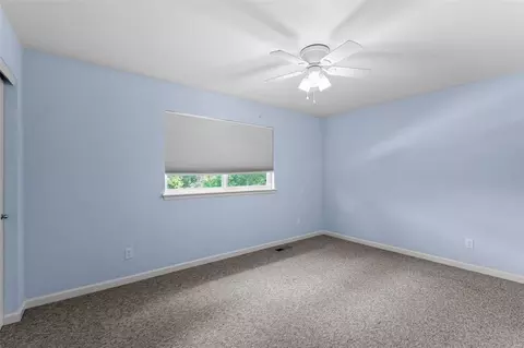 Bedroom - 913 Glenmill Dr, Manchester, MO 63021 photo 7 of 8