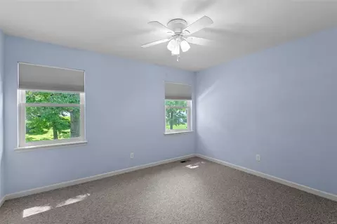 Bedroom - 913 Glenmill Dr, Manchester, MO 63021 photo 3 of 8