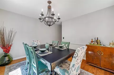 Dining - 950 Beacon Woods Ct, Manchester, MO 63021 photo 2 of 3