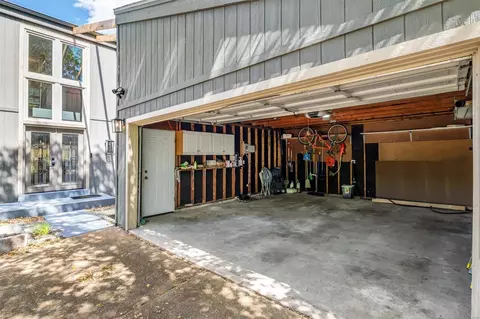Exterior - 950 Beacon Woods Ct, Manchester, MO 63021 photo 12 of 17