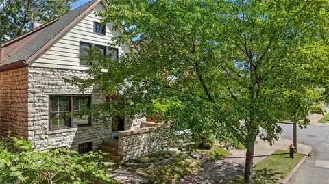 3403 Wyoming St, Saint Louis, MO 63118
