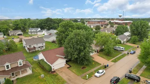 539 Briar Meadows Ct, Wentzville, MO 63385