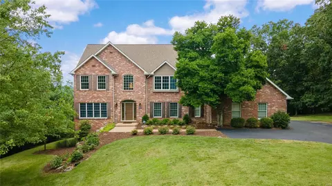 1536 Saint James Place Ct, Glencoe, MO 63038