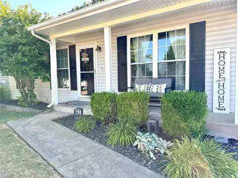 Exterior - 1267 Wagon Wheel, O'fallon, MO 63366 photo 3 of 9