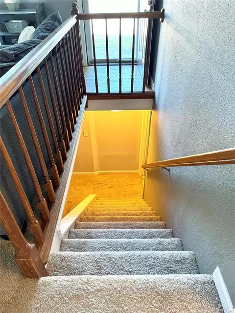 Entry Way - 1267 Wagon Wheel, O'fallon, MO 63366 photo 2 of 2