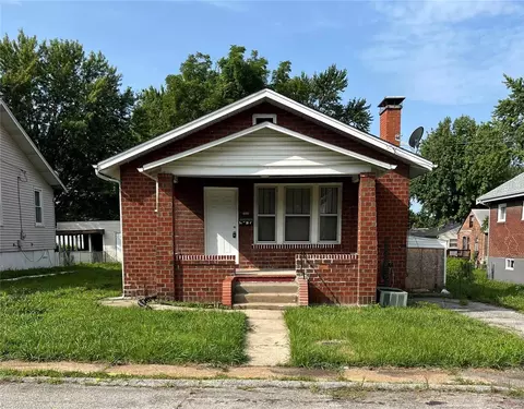 2020 Switzer Ave, Saint Louis, MO 63136