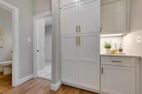 Entry Way - 574 Autumn Bluff Dr, Ellisville, MO 63021 photo 2 of 2
