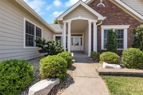 Exterior - 574 Autumn Bluff Dr, Ellisville, MO 63021 photo 3 of 13