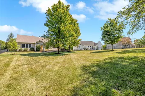 Exterior - 574 Autumn Bluff Dr, Ellisville, MO 63021 photo 10 of 13