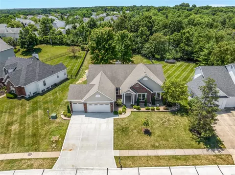 View/Area - 574 Autumn Bluff Dr, Ellisville, MO 63021 photo 1 of 4
