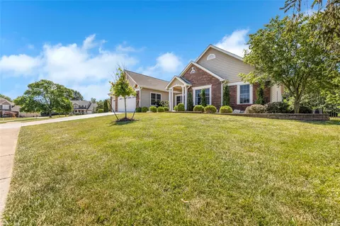 Exterior - 574 Autumn Bluff Dr, Ellisville, MO 63021 photo 13 of 13