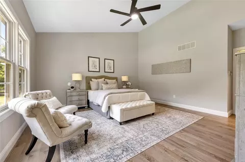 Bedroom - 574 Autumn Bluff Dr, Ellisville, MO 63021 photo 3 of 6