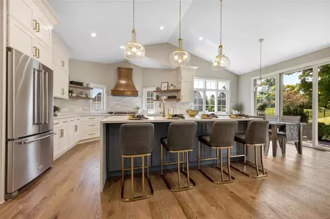 Kitchen - 574 Autumn Bluff Dr, Ellisville, MO 63021 photo 1 of 4