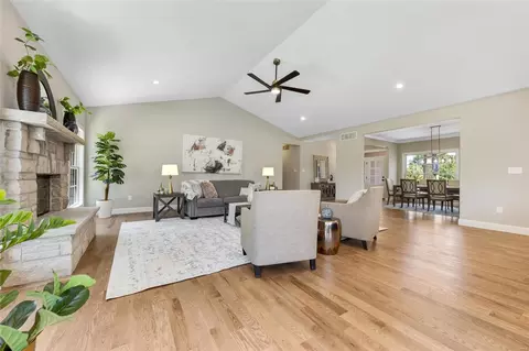 Living - 574 Autumn Bluff Dr, Ellisville, MO 63021 photo 2 of 3