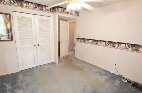 Bedroom - 215 Drewel Ct, Eureka, MO 63025 photo 4 of 5