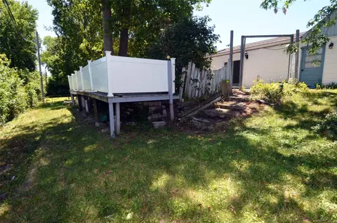 Exterior - 215 Drewel Ct, Eureka, MO 63025 photo 9 of 11