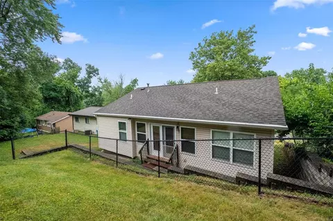 Exterior - 210 Ruggles Rd, Ferguson, MO 63135 photo 4 of 6