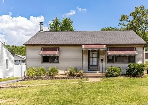 9545 Theodosia Ave, Saint Louis, MO 63114